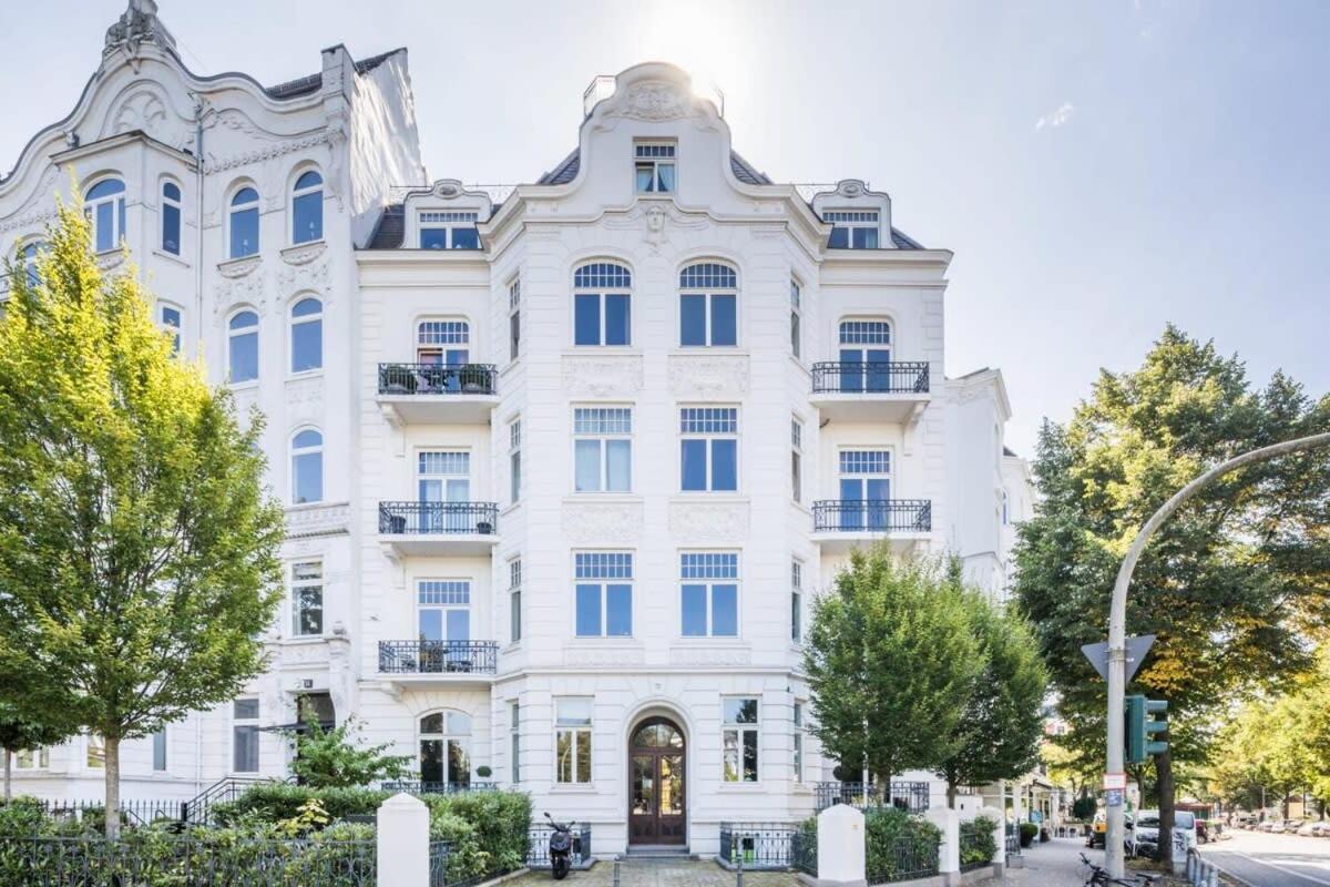 Modern Apartment Near Aussenalster Hamburg Exterior photo